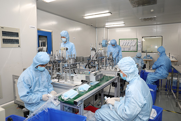2月11日，面對當前“新型冠狀病毒肺炎疫情”防控進入關鍵期，醫療防護物資嚴重短缺的局面，華仁藥業作為國有控股醫藥上市企業，積極響應國家和地方政府的號召，以實際行動支持新型冠狀